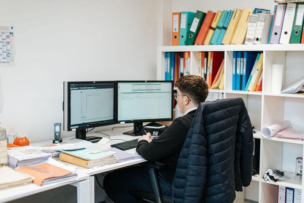 Employé de MPC Géomètres Experts & Associés